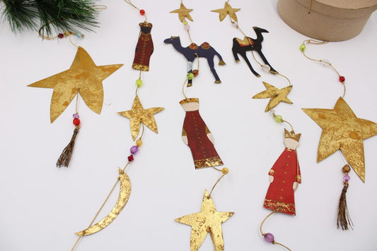 813 Set/5 Metal Garlands